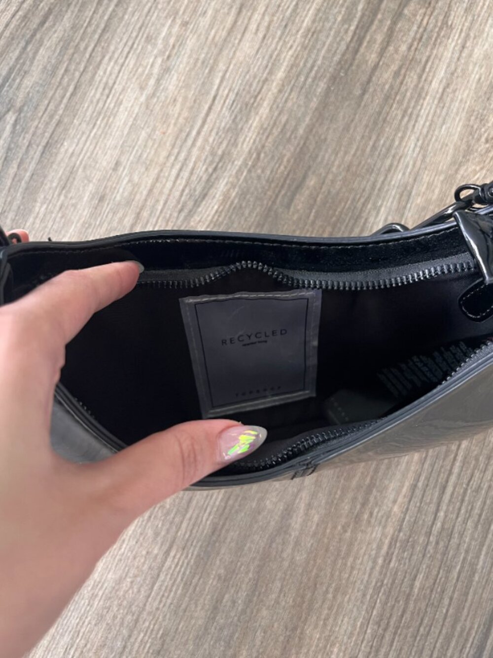 Topshop Sadie Black Mirrored Patent Chain Shoulder Bag Y2K - Picture 5 of 5